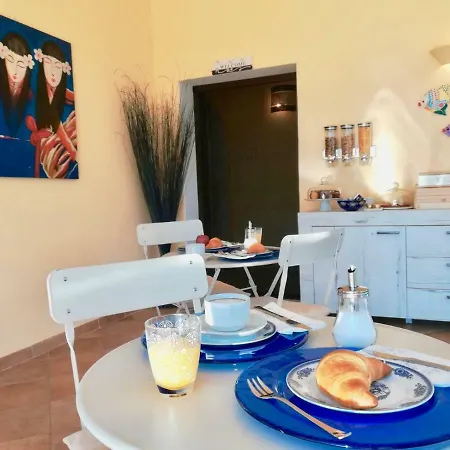 Aia Del Sole B&B 올비아