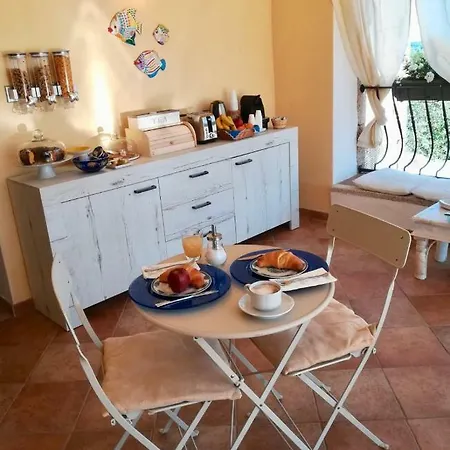 B&B Aia Del Sole 올비아