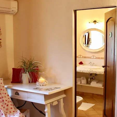 Aia Del Sole Bed & Breakfast *